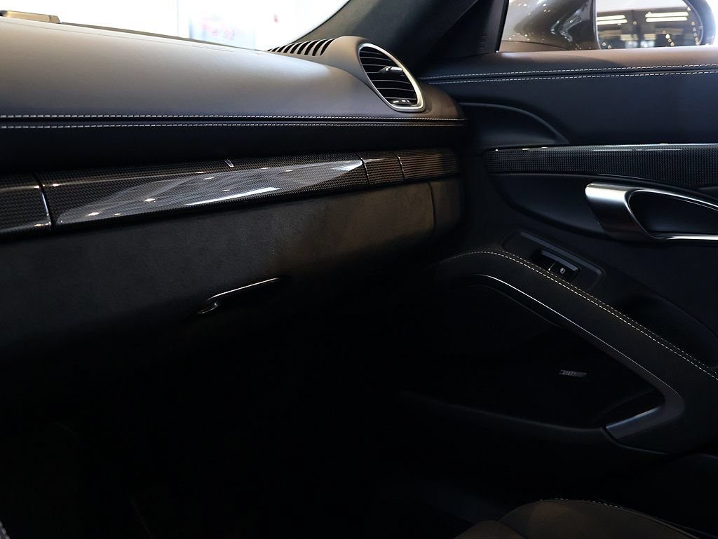 Used 2025 Porsche 718 Cayman GTS RWD image 52