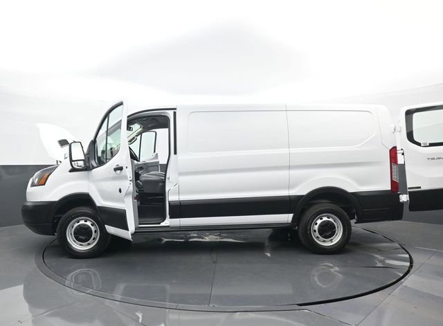 Used 2019 Ford Transit 250 130 Low Roof image 31