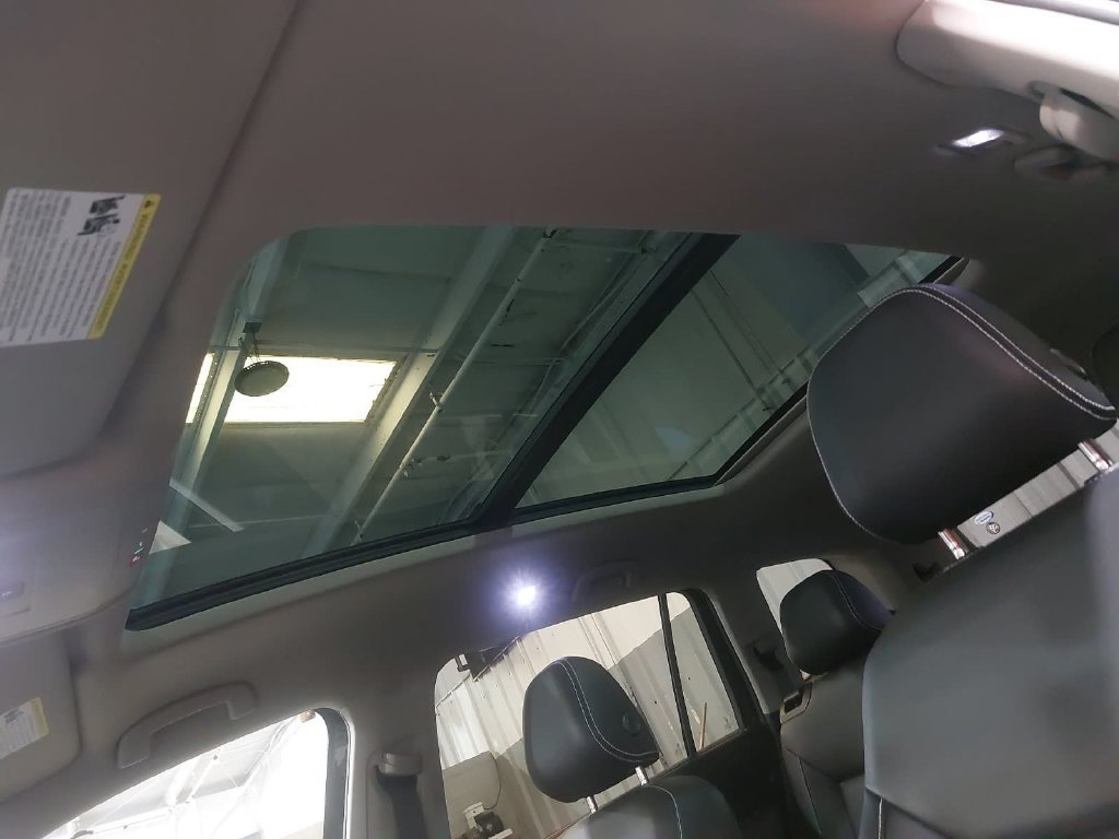 Used 2023 Volkswagen Atlas SE w/ Panoramic Sunroof Package AWD/4WD image 30