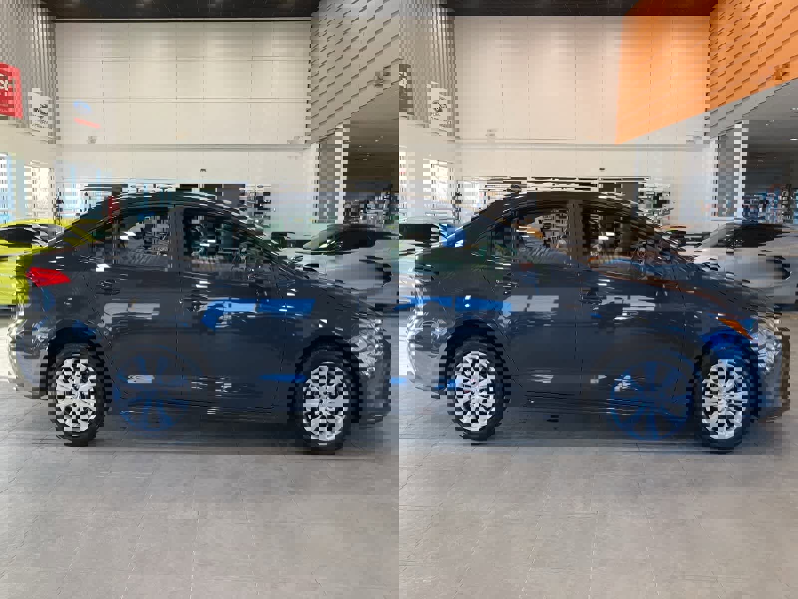 Used 2024 Toyota Corolla LE image 4