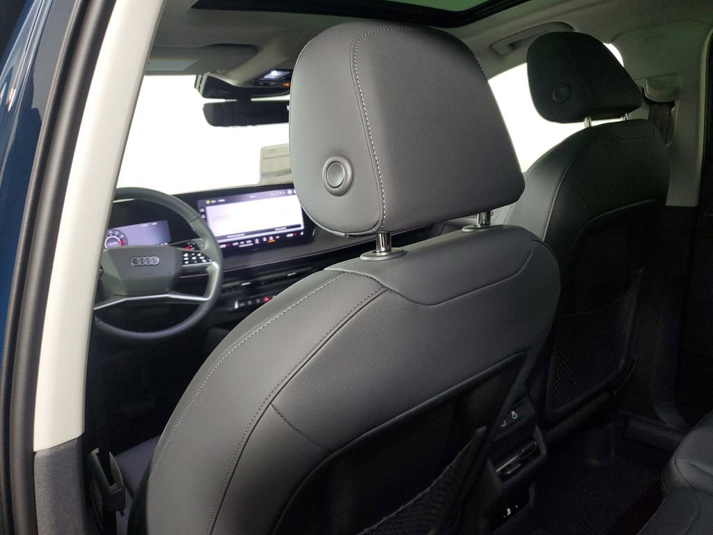 New 2026 Audi Q3 quattro 2.0T AWD/4WD image 14