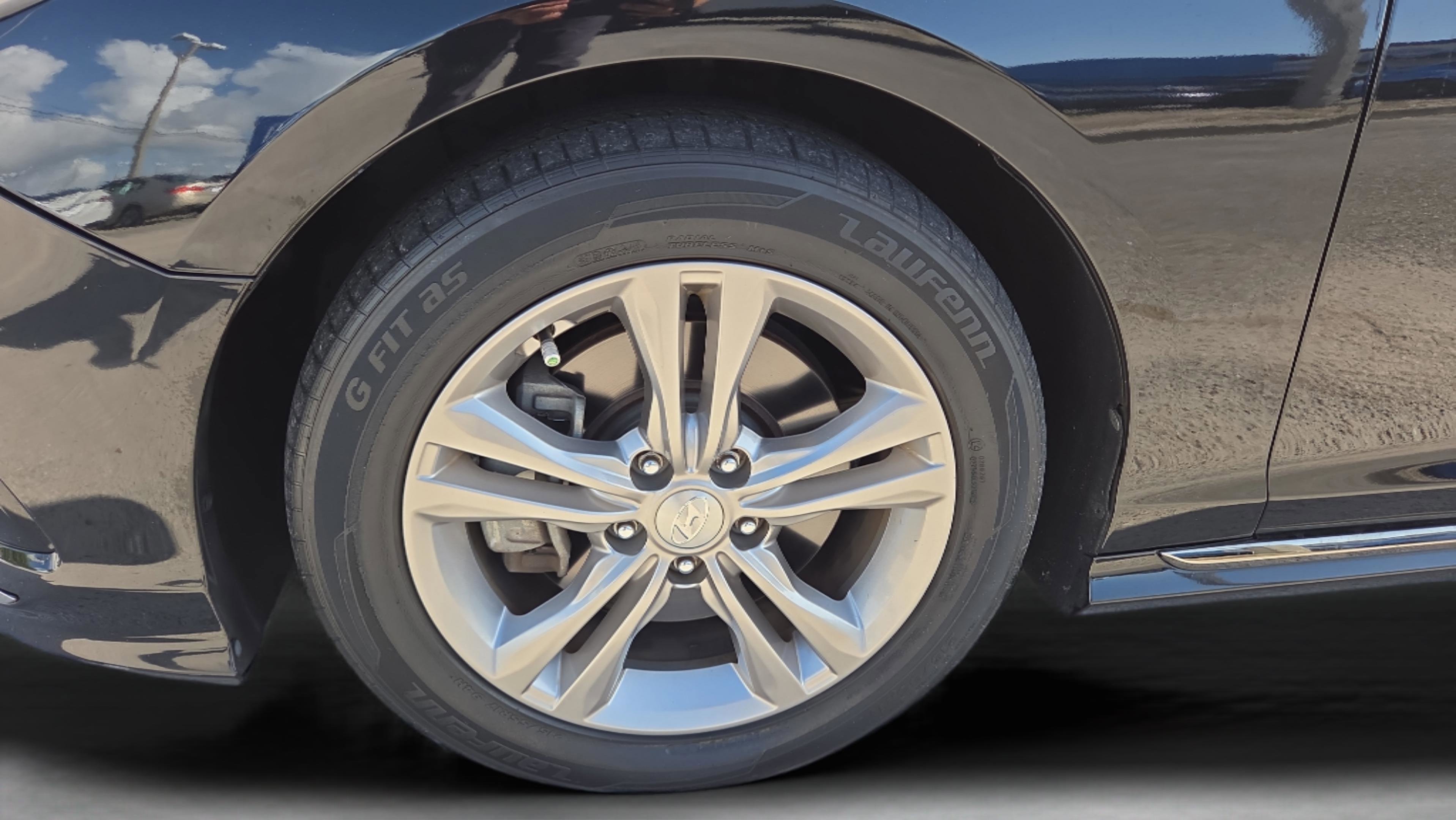 Used 2019 Hyundai Sonata Sport w/ Tech Package 03 FWD image 38