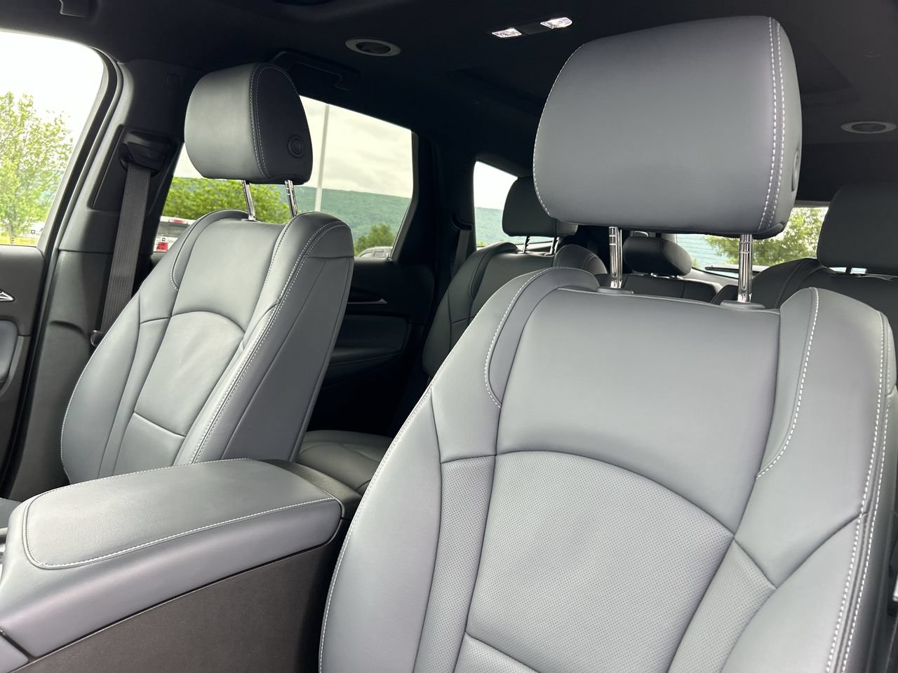 Used 2023 Buick Enclave Premium w/ Experience Buick Package AWD/4WD image 21