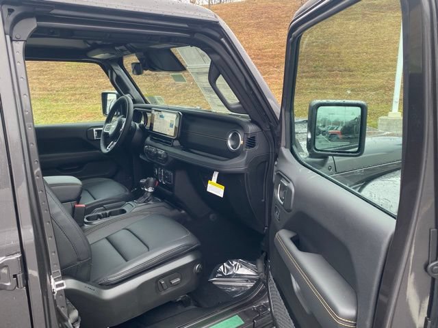 New 2026 Jeep Wrangler Unlimited Sahara AWD/4WD image 28