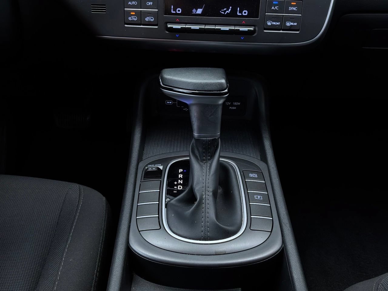 Used 2025 Hyundai Kona SEL FWD image 23