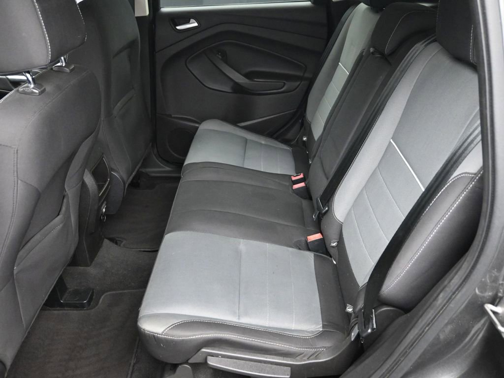 Used 2015 Ford Escape SE image 11