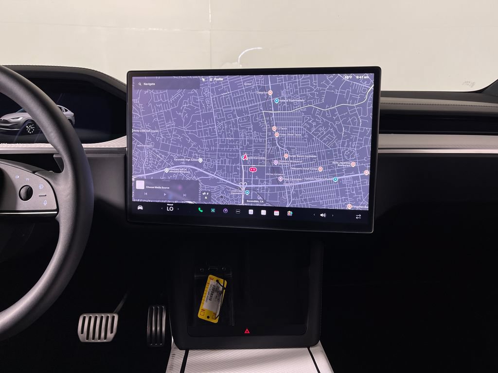 Used 2024 Tesla Model X AWD/4WD image 17