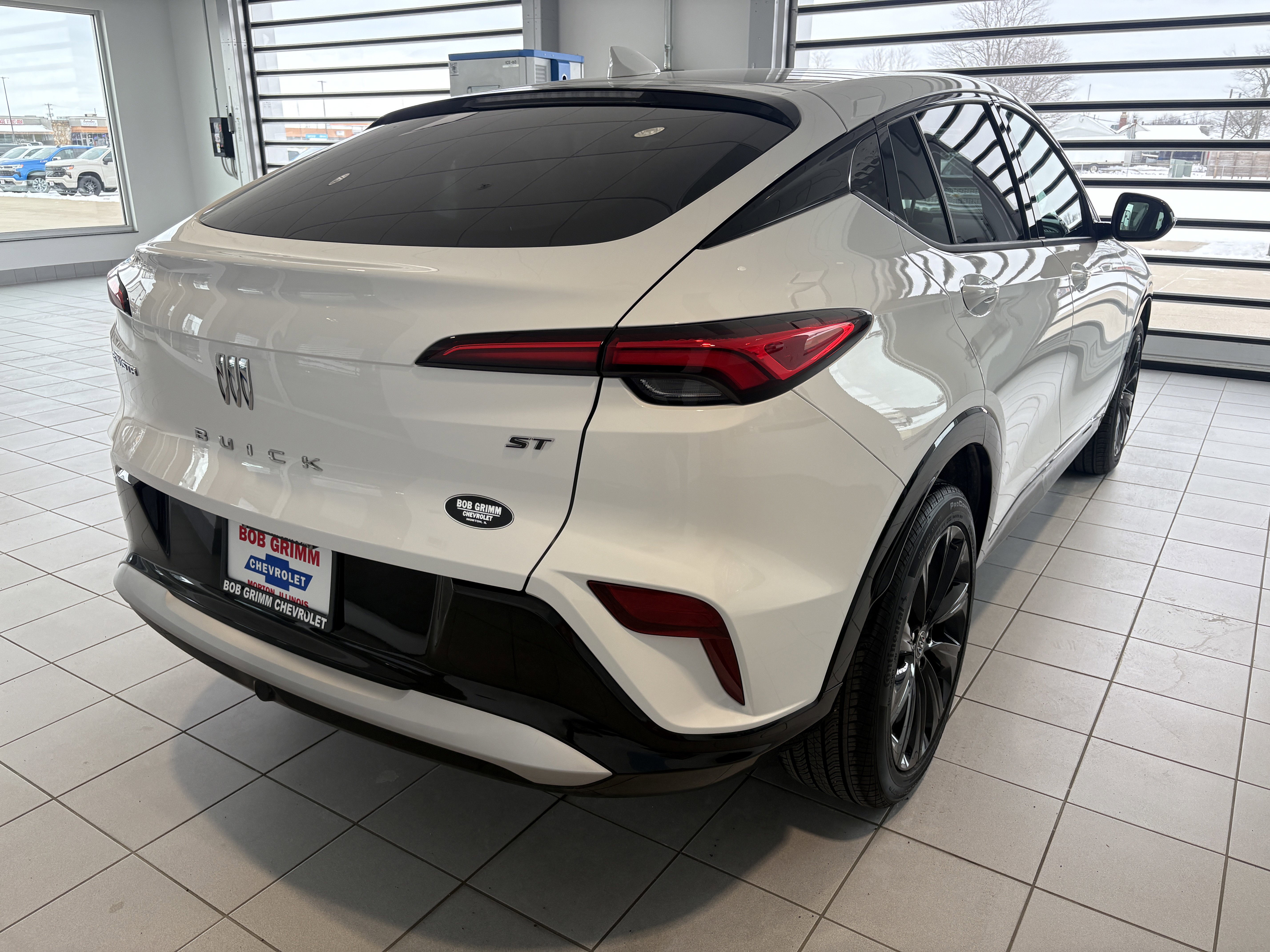 Used 2024 Buick Envista Sport Touring w/ Convenience I Package image 4