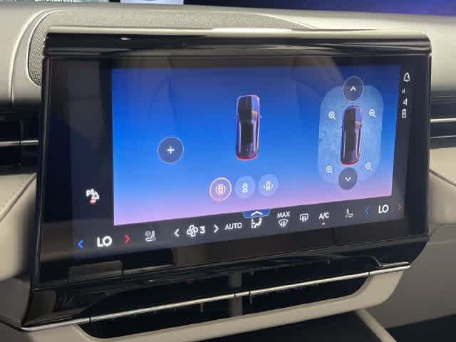 New 2026 Lincoln Nautilus Premier AWD/4WD image 7
