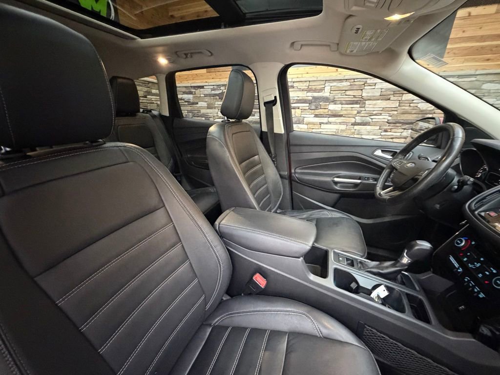 Used 2018 Ford Escape Titanium w/ Ford Safe & Smart Package AWD/4WD image 15