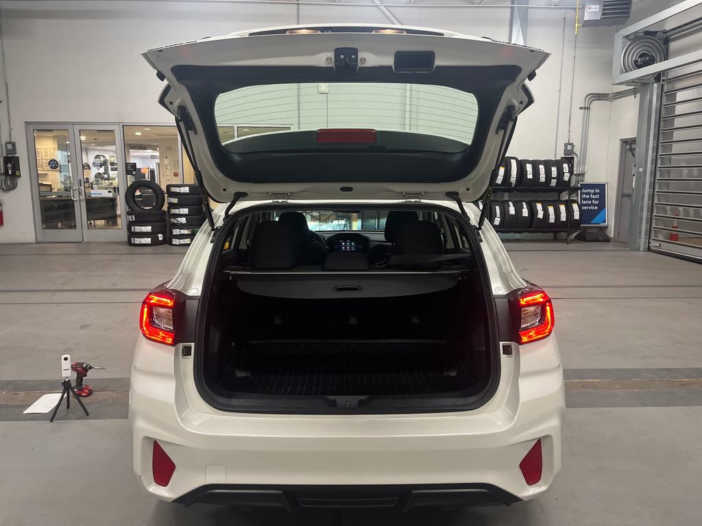 Certified 2025 Subaru Impreza 2.0i w/ Popular Package #1A image 4