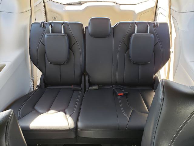 Used 2022 Chrysler Pacifica Touring-L FWD image 14