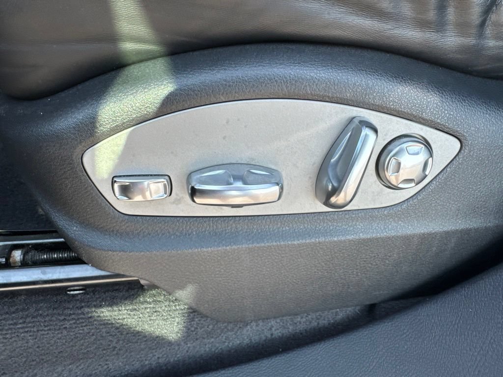 Used 2013 Porsche Cayenne GTS AWD/4WD image 20
