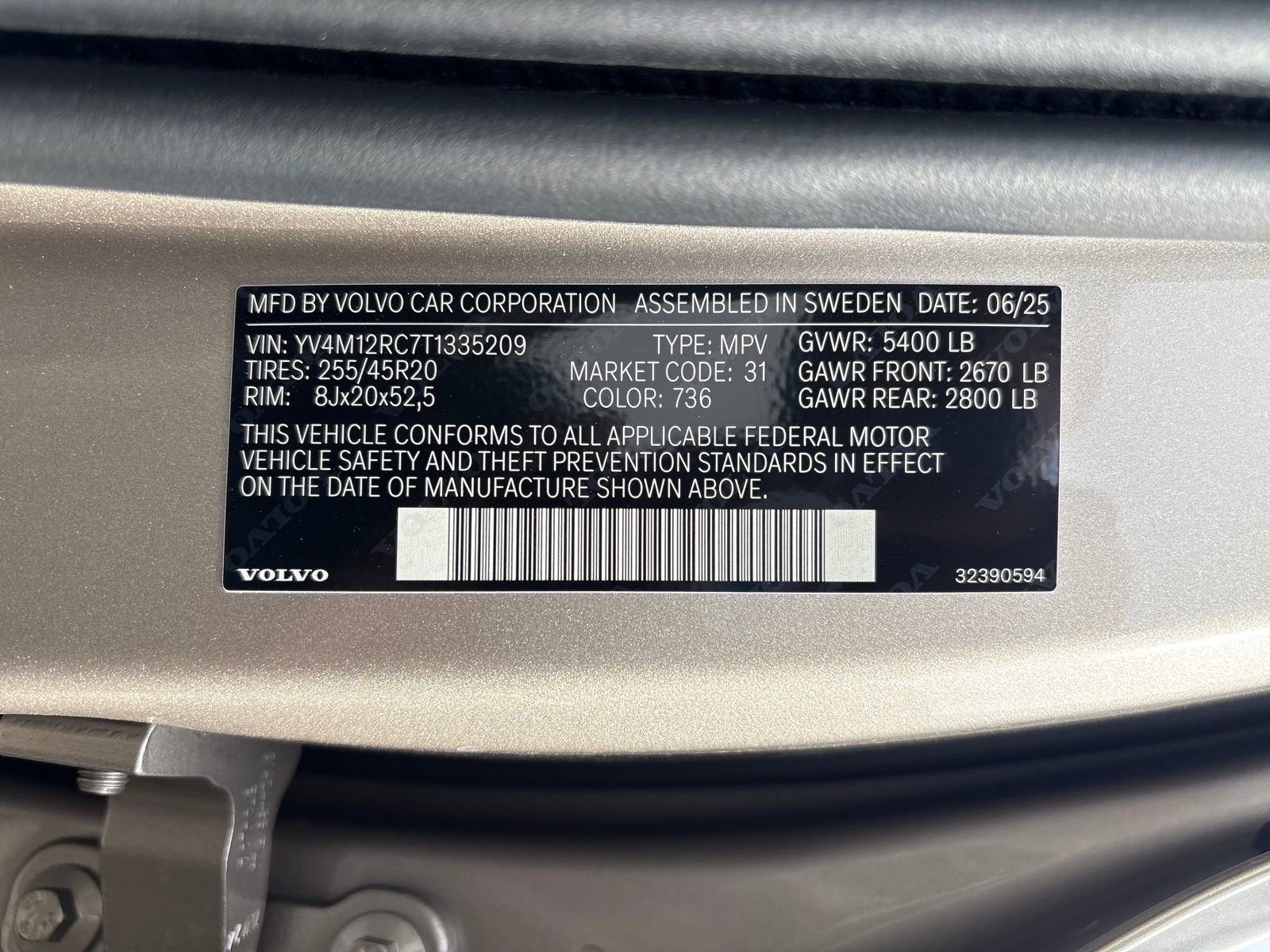 New 2026 Volvo XC60 B5 Plus w/ Protection Package Premier image 36