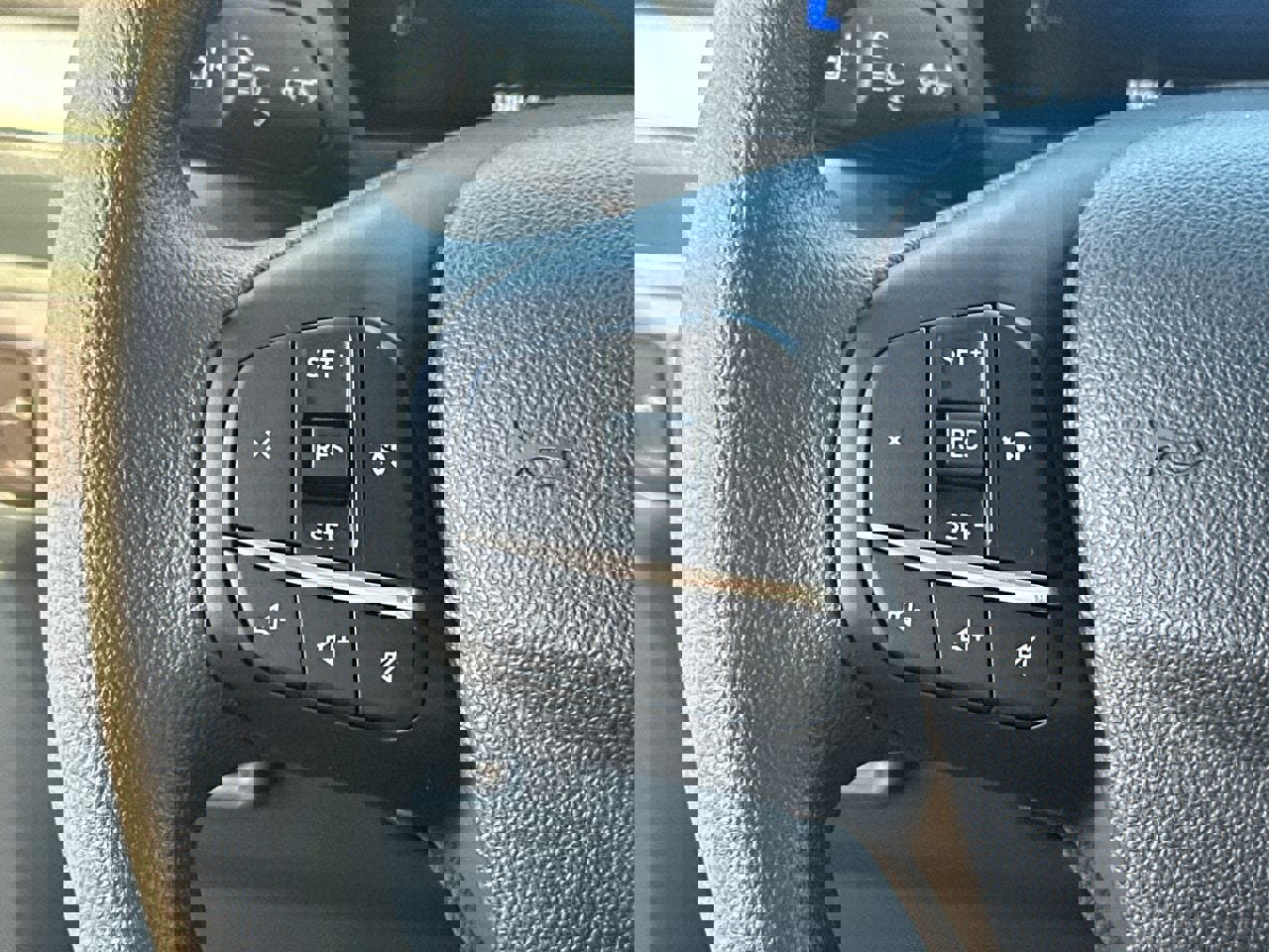 New 2025 Ford Maverick XLT w/ 4K Tow Package image 48