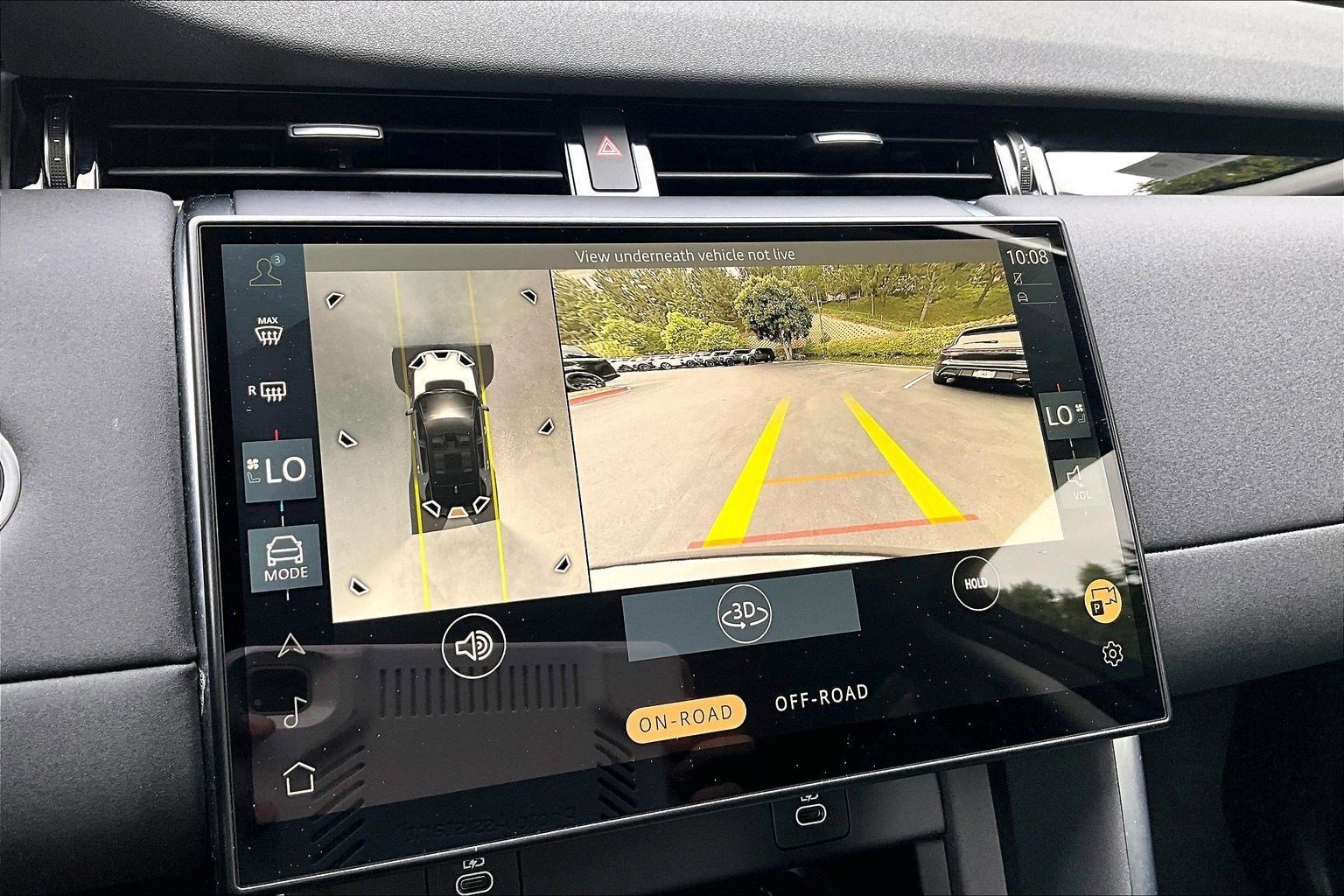 Used 2024 Land Rover Discovery Sport S image 31