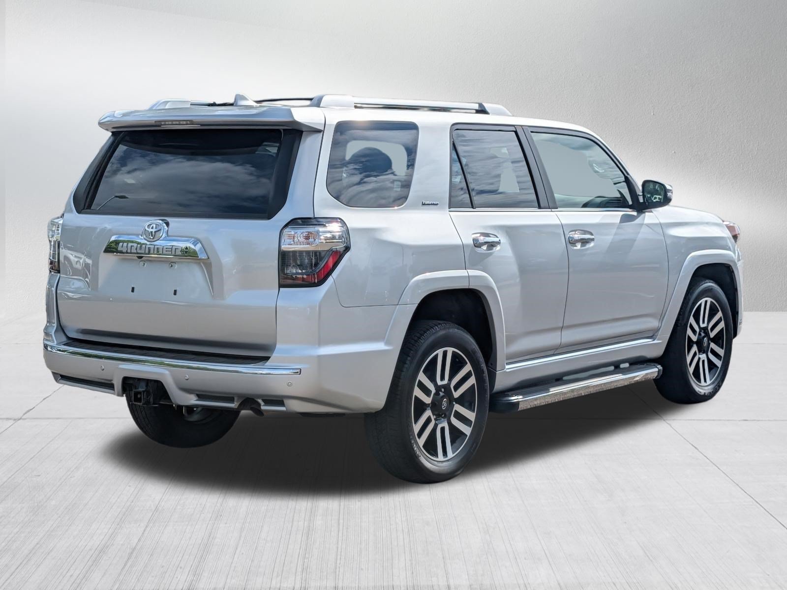 Certified 2023 Toyota 4Runner Limited AWD/4WD image 7
