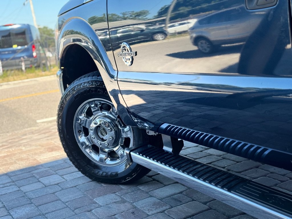 Used 2015 Ford F250 XLT w/ XLT Premium Package AWD/4WD image 10