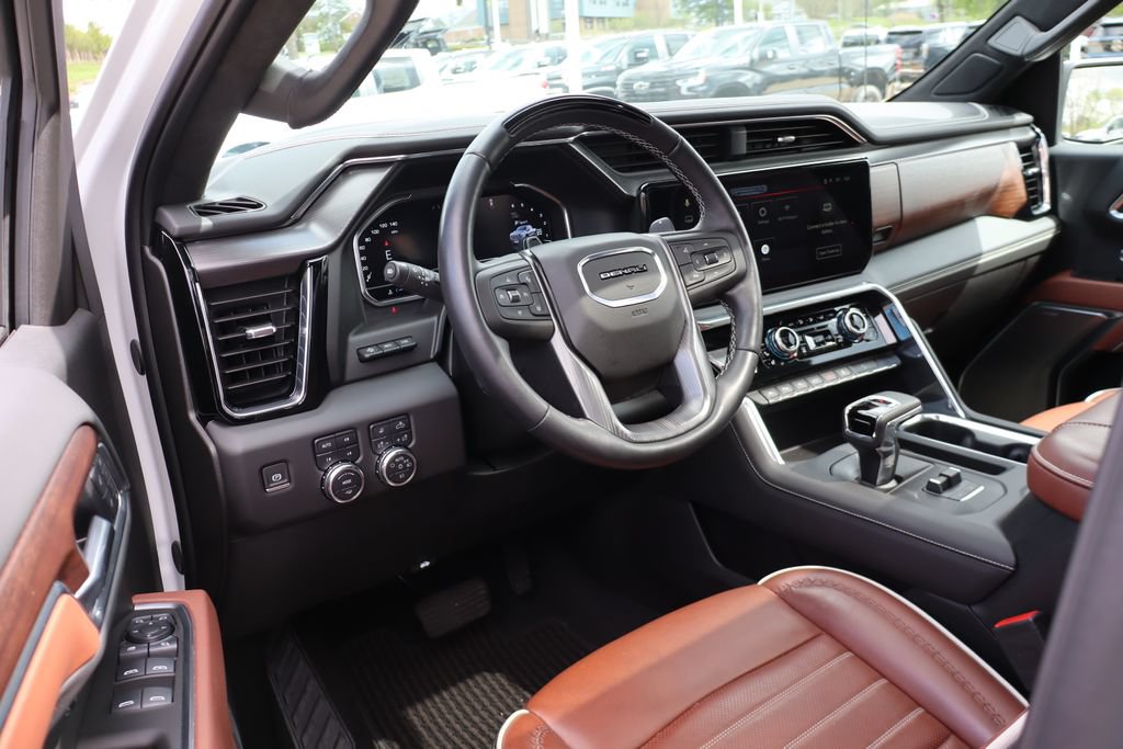 Used 2025 GMC Sierra 1500 Denali Ultimate AWD/4WD image 18