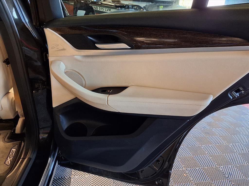 Used 2019 BMW X3 xDrive30i image 11