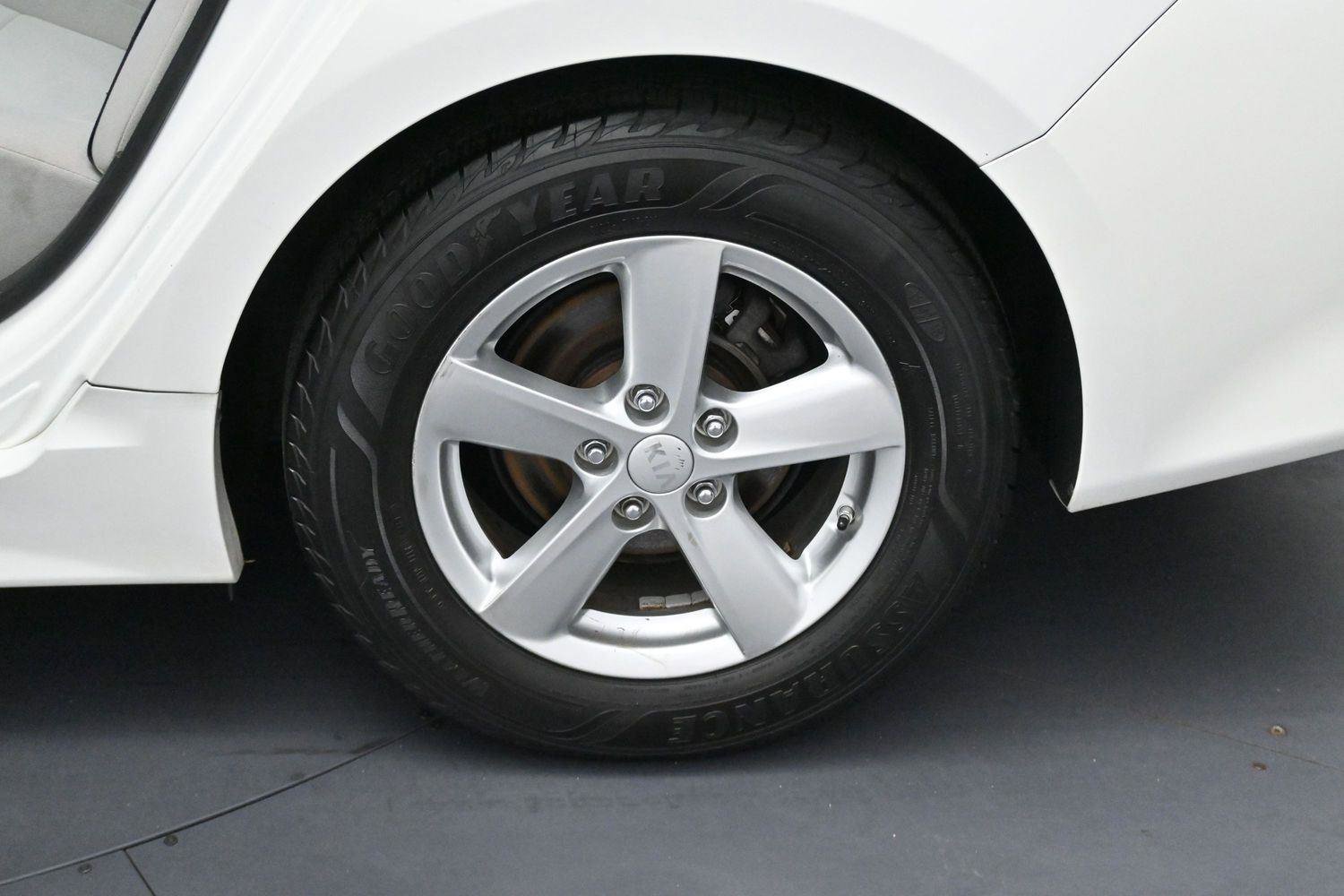 Used 2015 Kia Optima LX w/ LX Convenience Plus Package FWD image 33