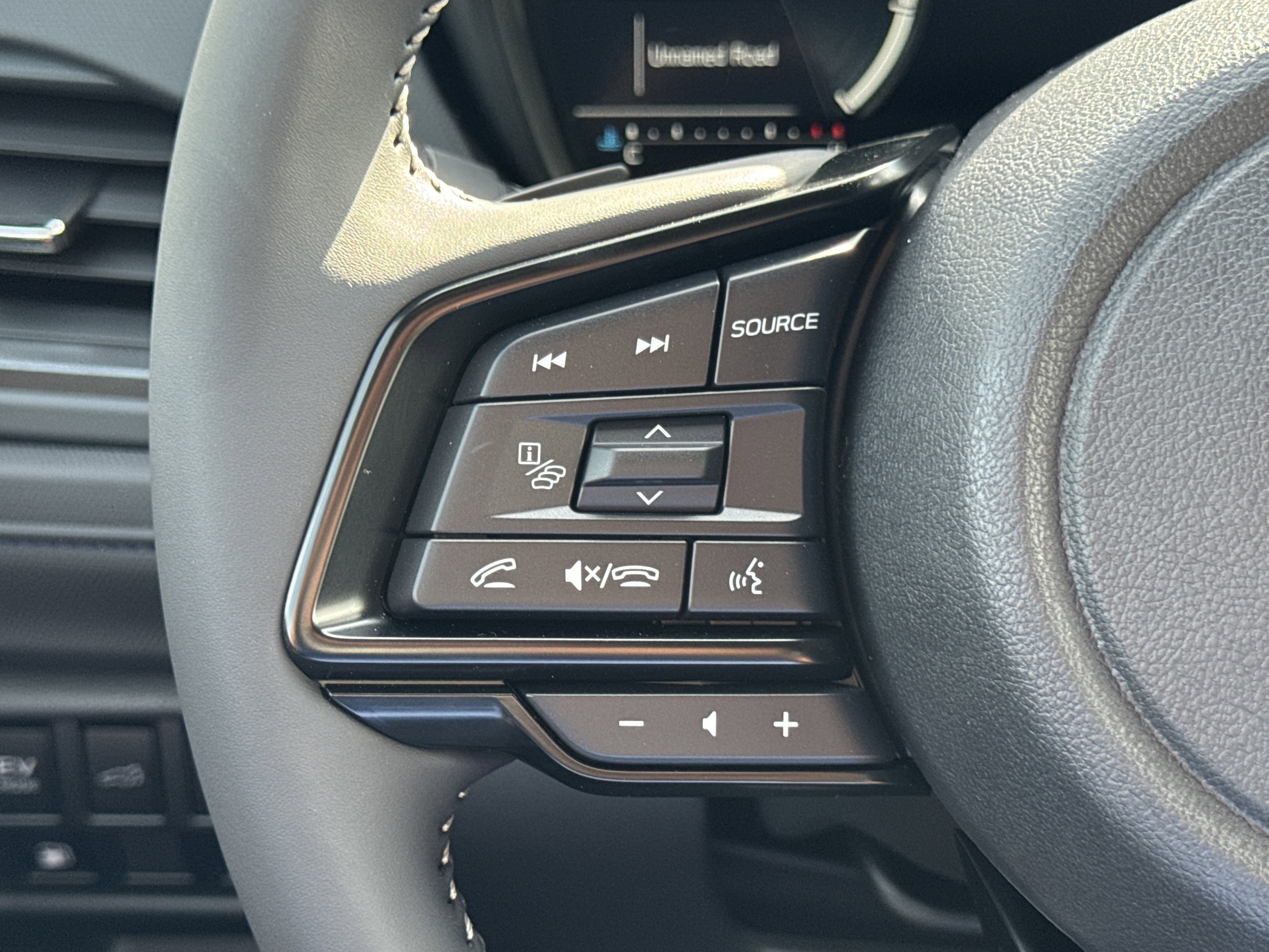 Certified 2025 Subaru Forester Premium image 15