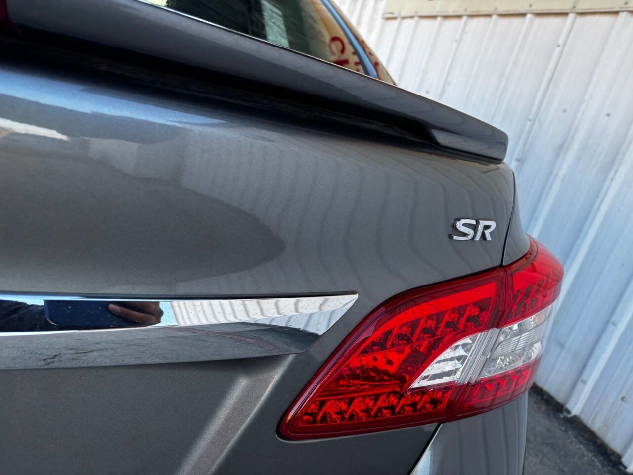 Used 2015 Nissan Sentra SR image 11