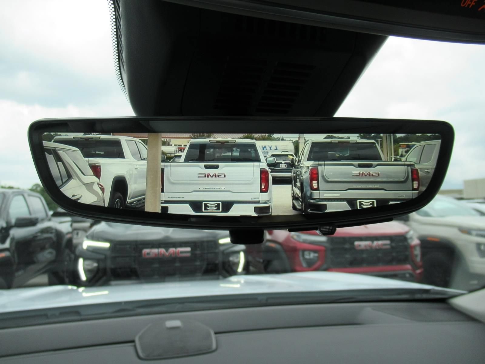 New 2027 GMC Terrain Denali AWD/4WD image 31