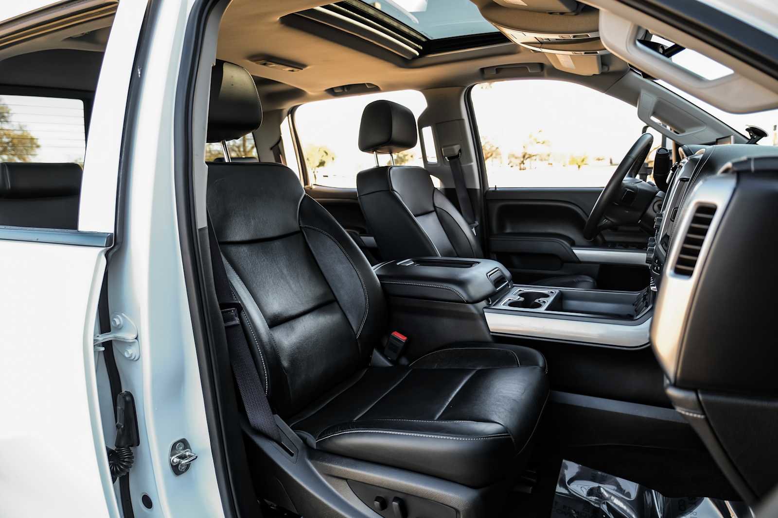 Used 2016 Chevrolet Silverado 3500 LTZ w/ Duramax Plus Package image 38