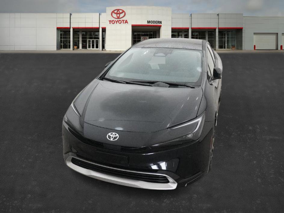 New 2026 Toyota Prius Plug-In Hybrid image 4