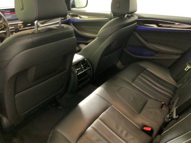 Used 2019 BMW 540i xDrive image 31