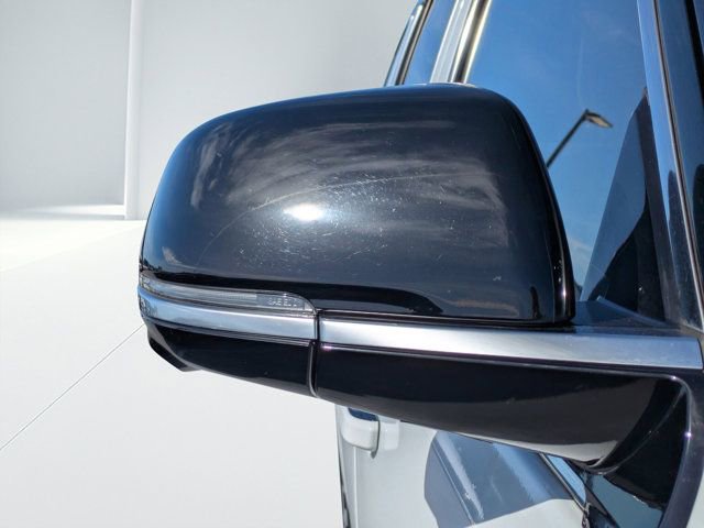 Used 2023 Jeep Grand Wagoneer Series III image 10