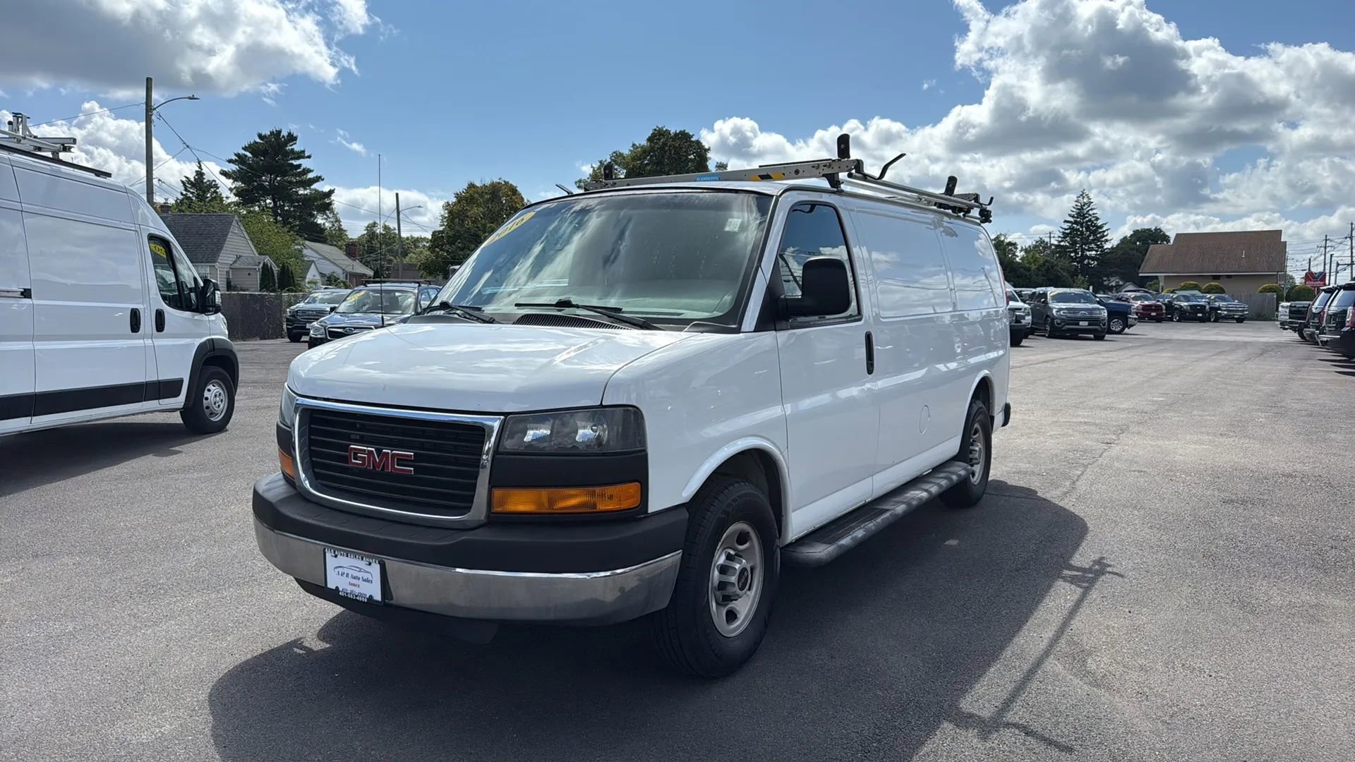 Used 2016 GMC Savana 2500 image 3