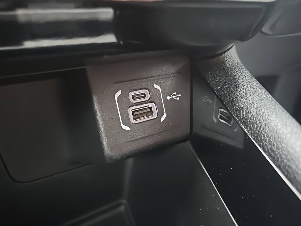 Used 2024 Jeep Compass Limited w/ Elite Group image 58