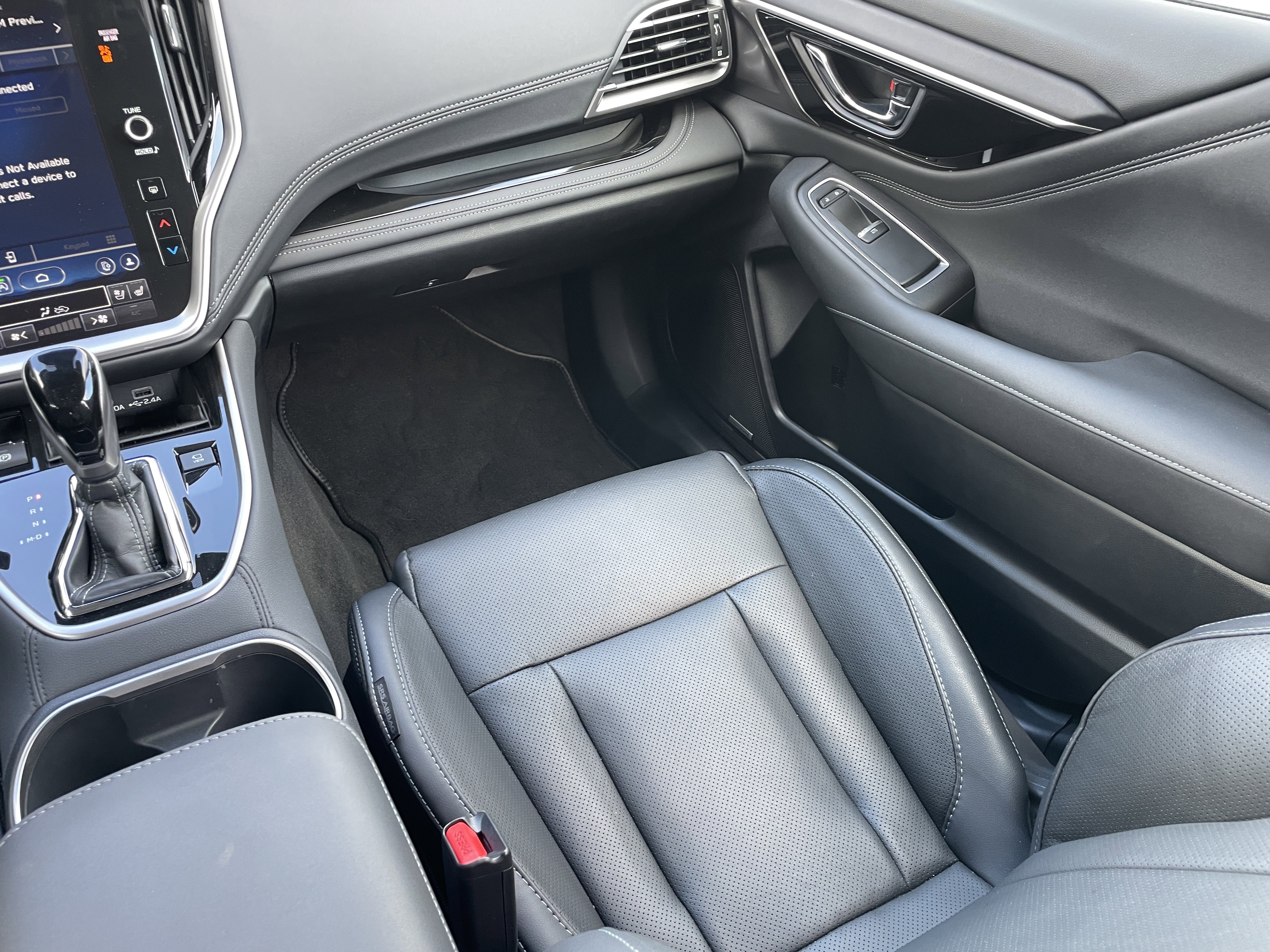 Certified 2025 Subaru Outback Touring w/ Tech Package 3 image 15