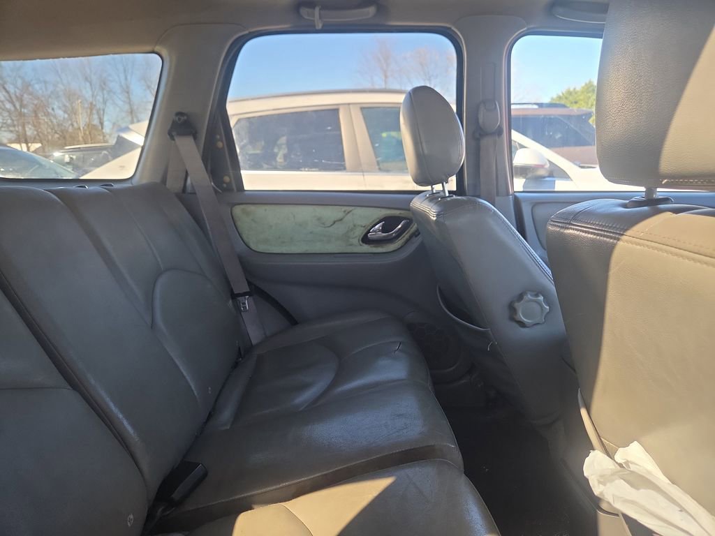 Used 2002 MAZDA Tribute ES image 13