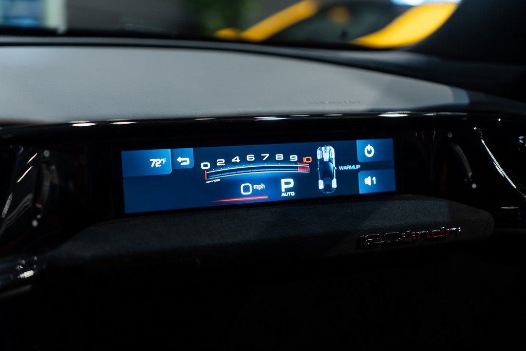 Used 2025 Ferrari 12Cilindri image 34