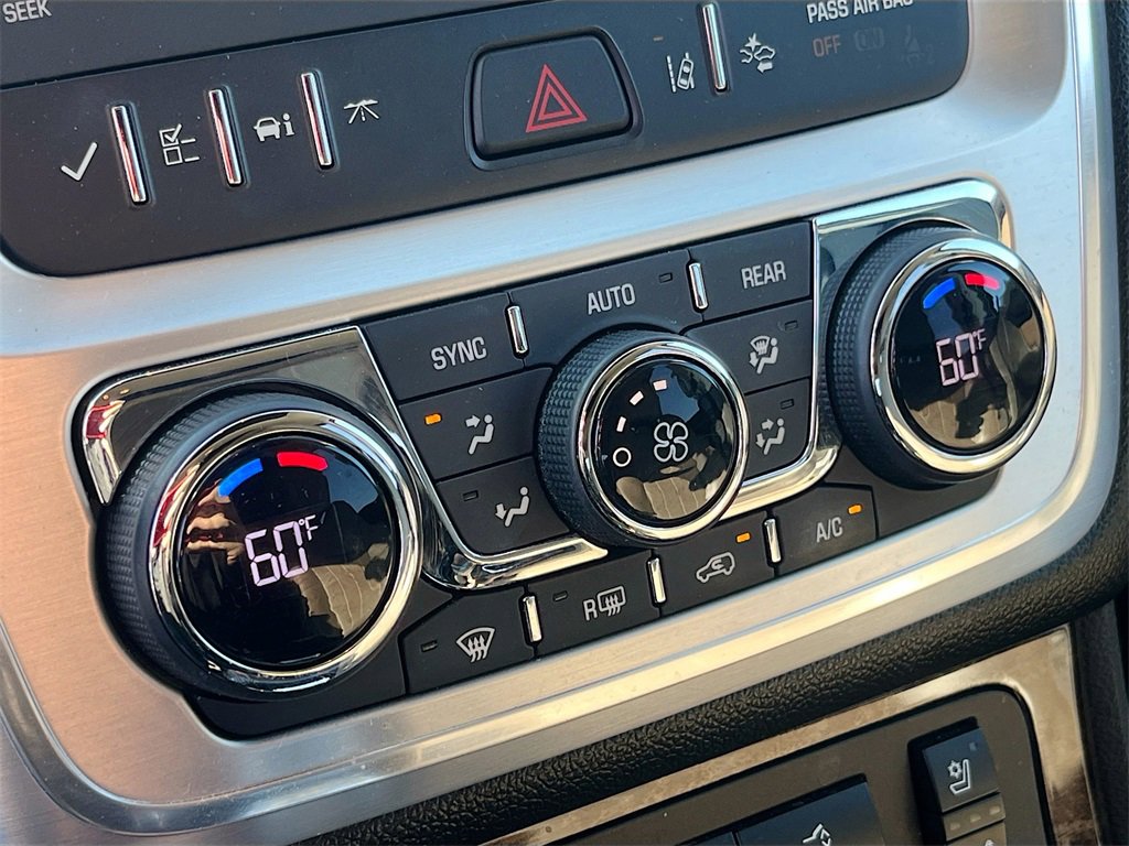 Used 2017 GMC Acadia Limited SLT image 16