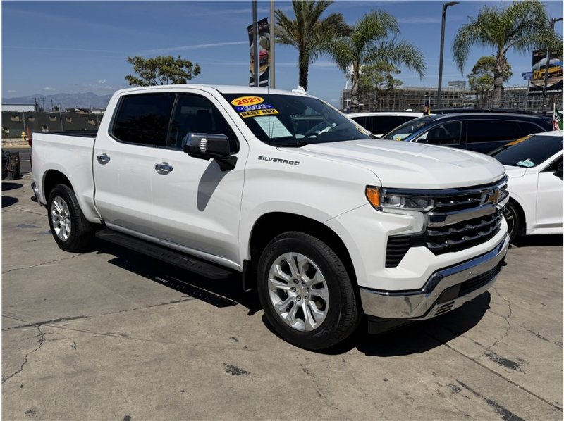Used 2023 Chevrolet Silverado 1500 LTZ RWD image 8
