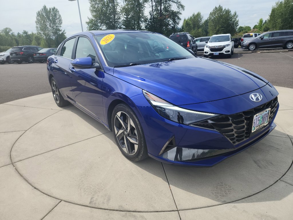 Used 2022 Hyundai Elantra Limited image 8