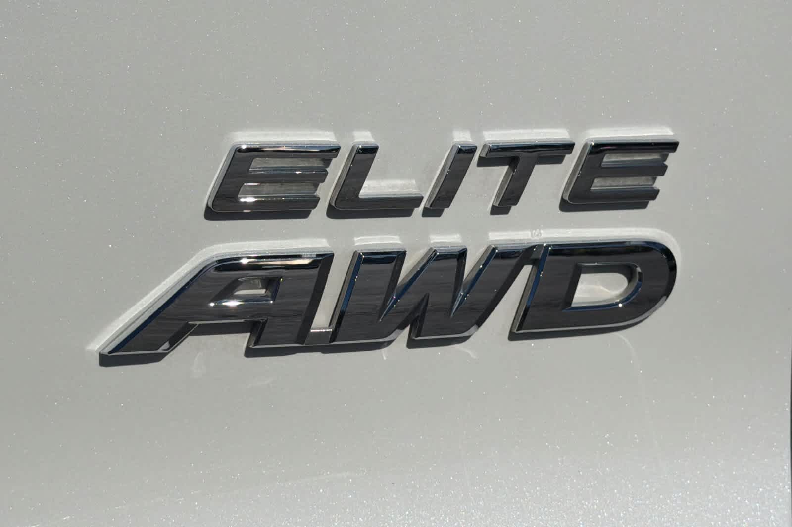 Used 2022 Honda Pilot Elite image 12
