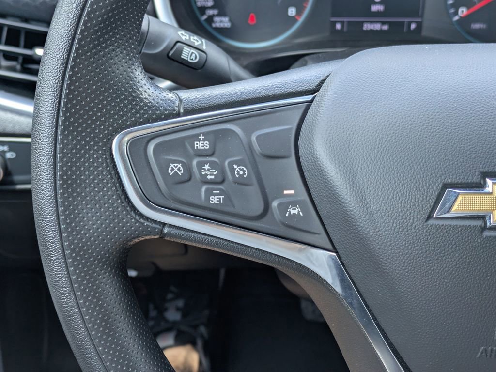 Used 2025 Chevrolet Malibu LT FWD image 17