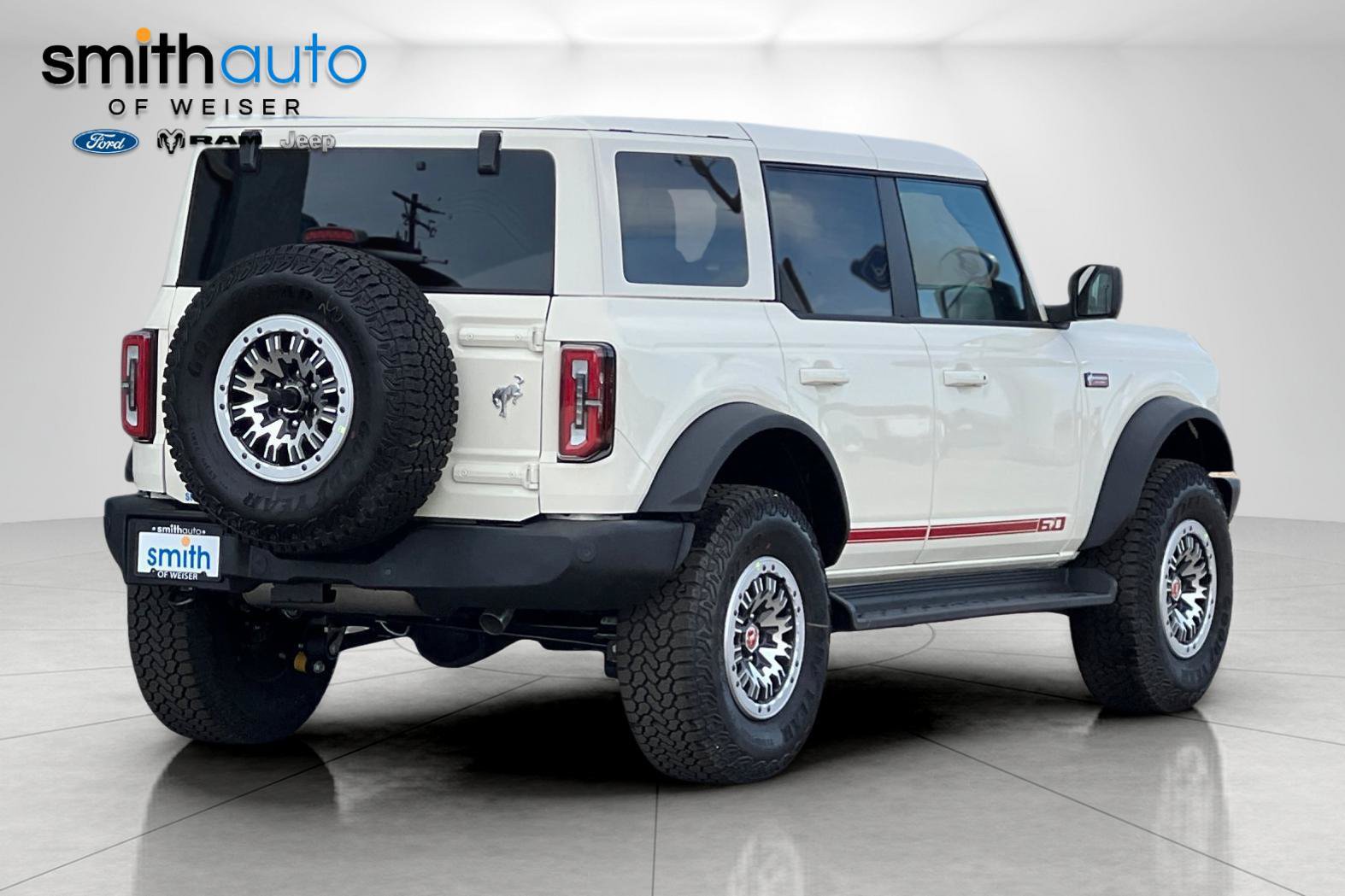 New 2026 Ford Bronco Outer Banks w/ Sasquatch Package AWD/4WD image 4