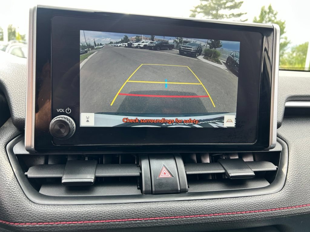 Used 2025 Toyota RAV4 SE AWD/4WD image 31