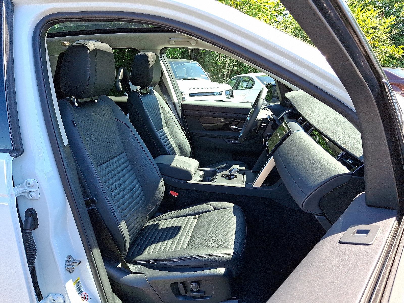 Used 2024 Land Rover Discovery Sport S AWD/4WD image 3