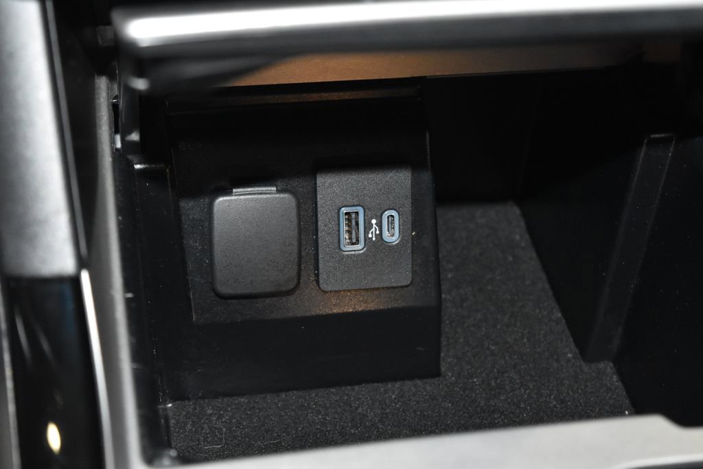 Used 2023 Ford Explorer ST w/ Equipment Group 401A image 16