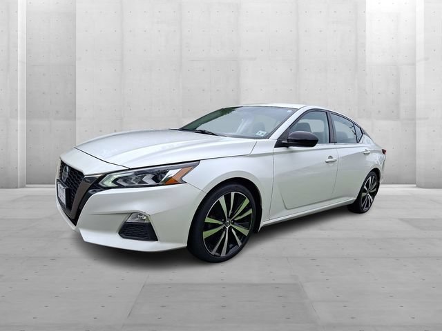 Used 2019 Nissan Altima 2.5 SR FWD image 3