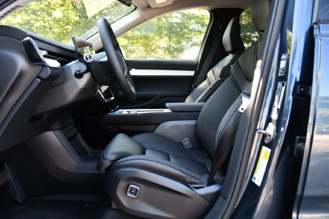 New 2026 Volvo EX90 Ultra AWD/4WD image 13