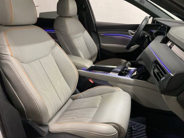 Used 2024 Audi Q8 e-tron Prestige w/ Prestige Package image 89