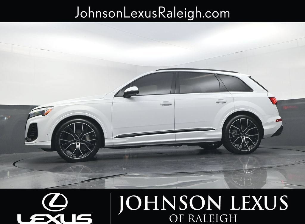 Used 2025 Audi Q7 3.0T Prestige w/ Prestige Package AWD/4WD image 17